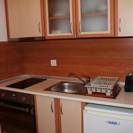 Spacious Two Bedroom In Flora Tulip 12 Lejlighed